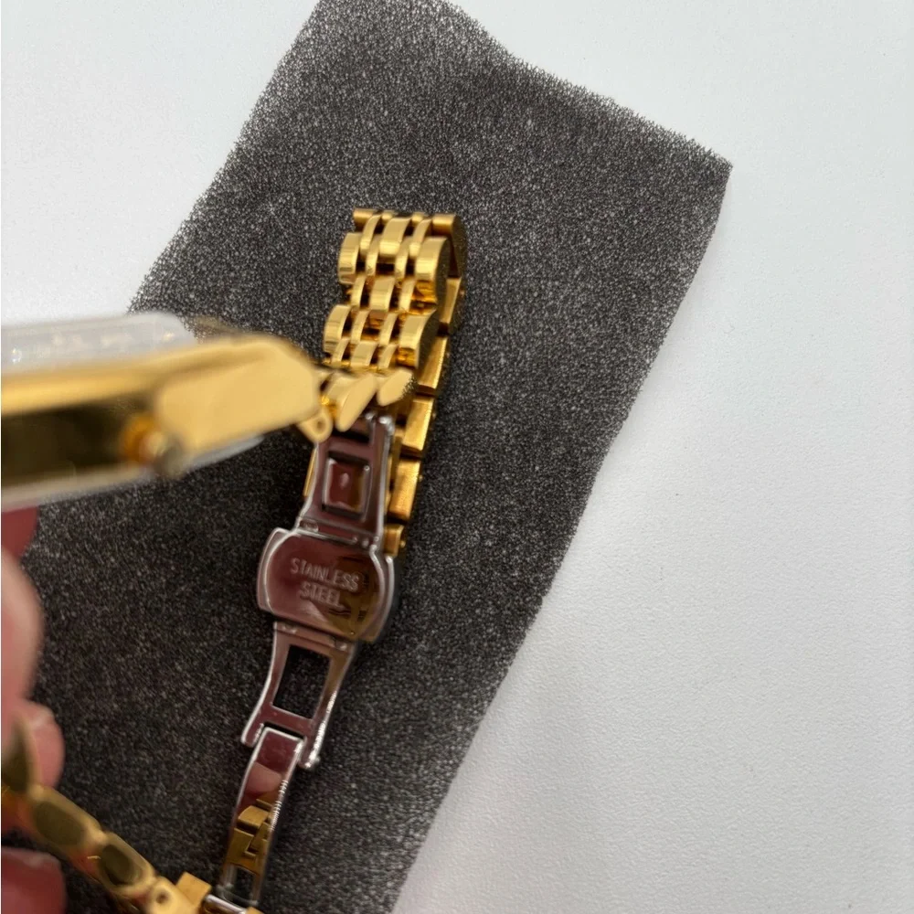 NEW OLEVS Women's Gold Stainless‎ Steel Watch – Black Dial